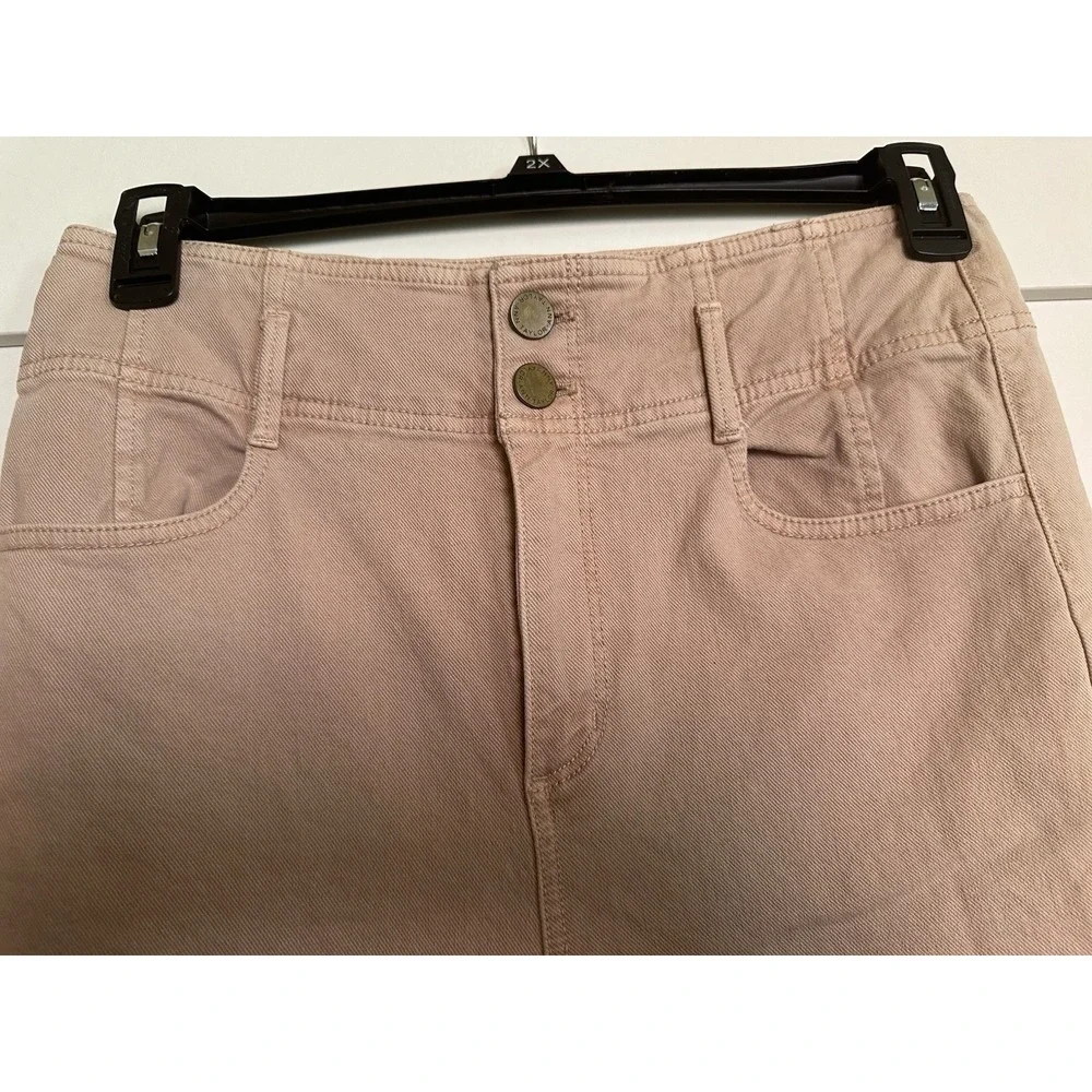 Ann Taylor Women's The Easy Straight Leg Jeans‎ Tan Size 6